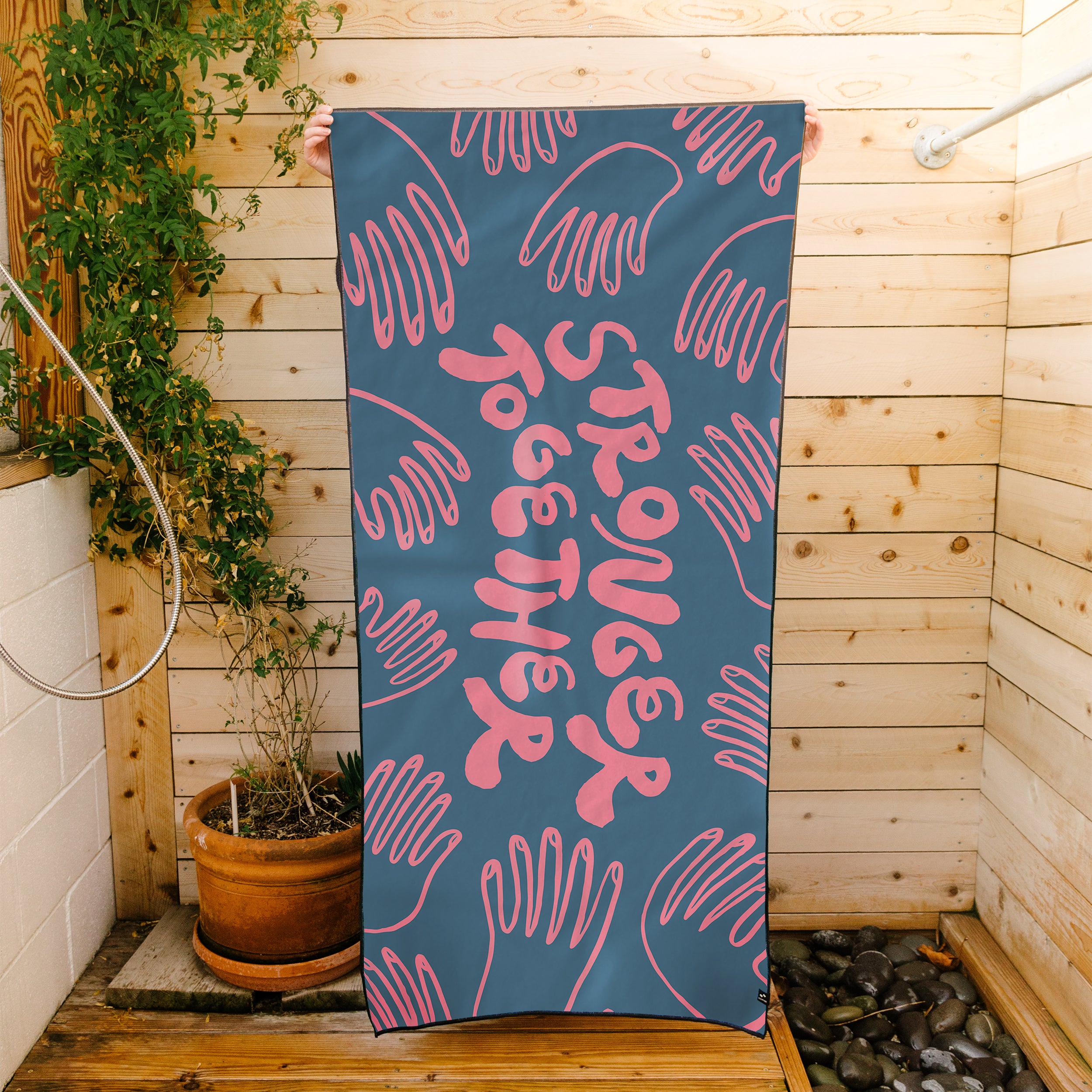 TY WILLIAMS STRONGER TOGETHER TOWEL TO SUPPORT FEEDING AMERICA