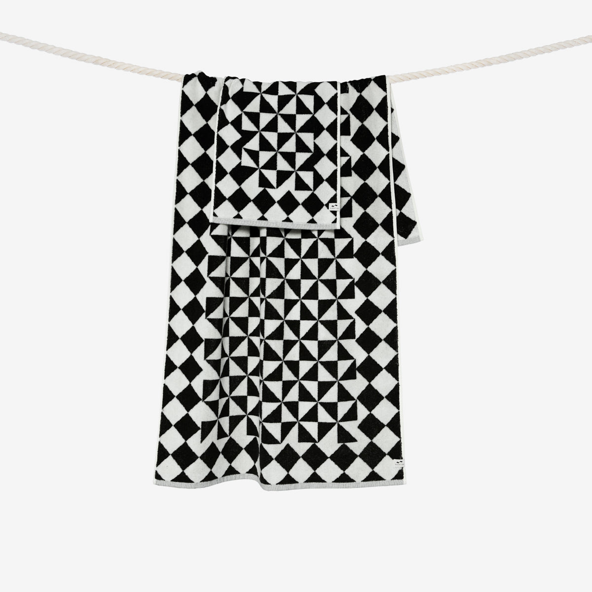 Gatsby Bath Towel - Black