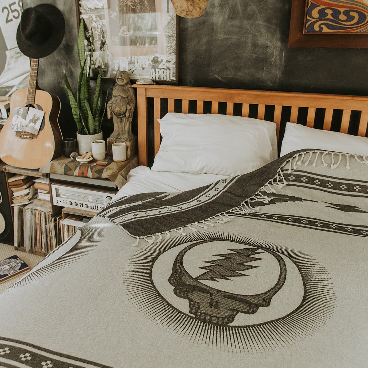 Fillmore Lightweight Beach Blanket | Grateful Dead x Slowtide