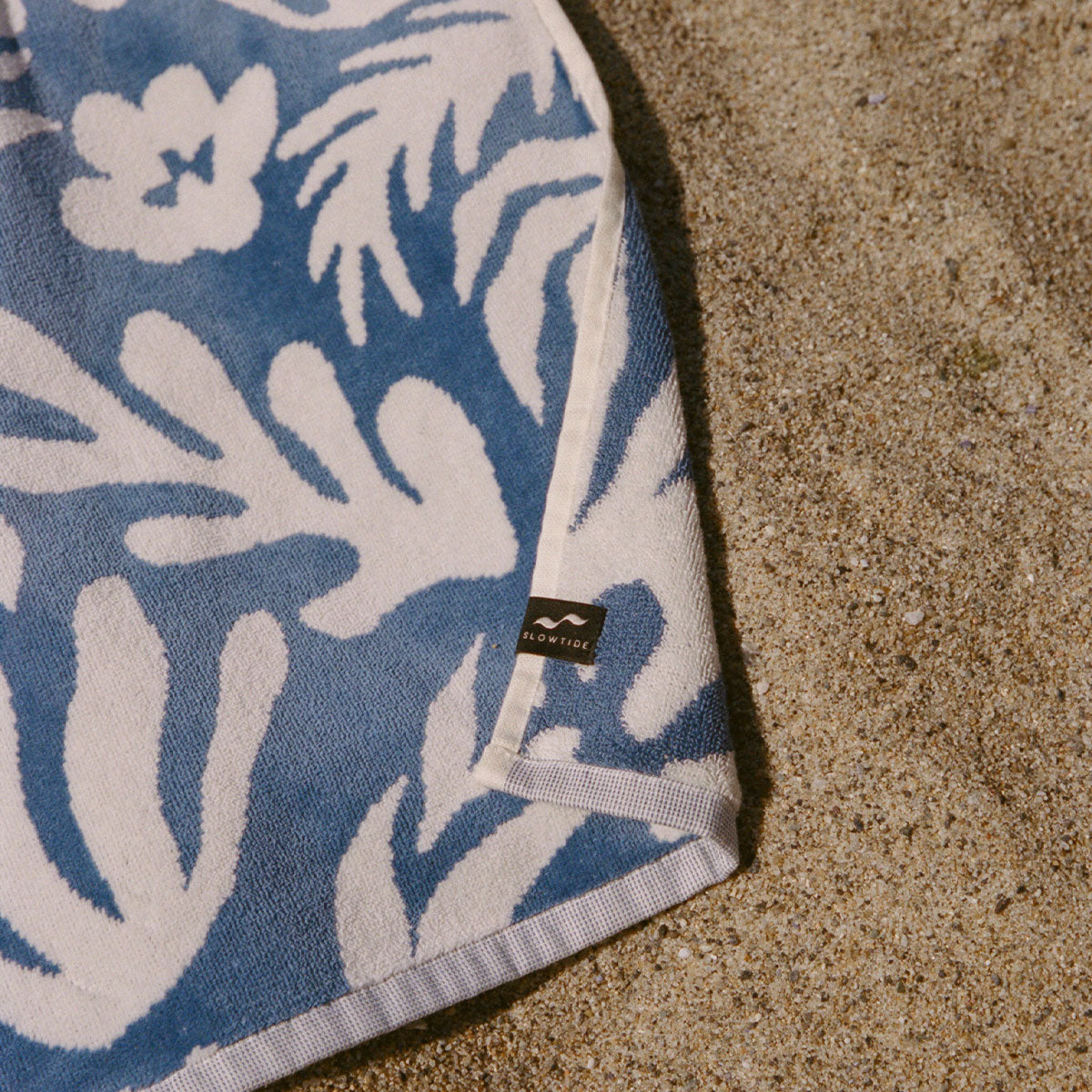 Sunny Woven Towel - Dusty Blue