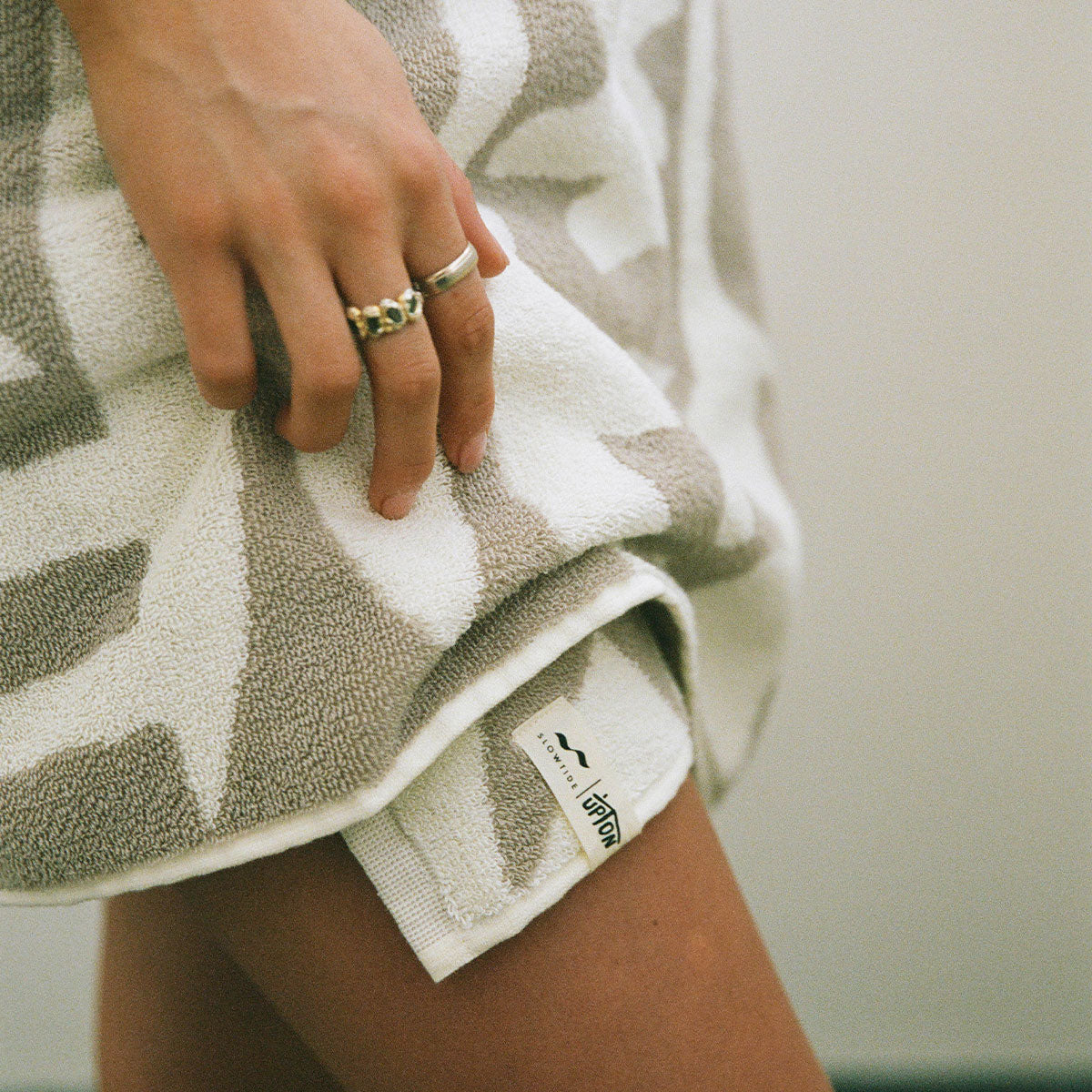 Upton Bath Towel Bundle (4+4) - Cement | Upton x Slowtide