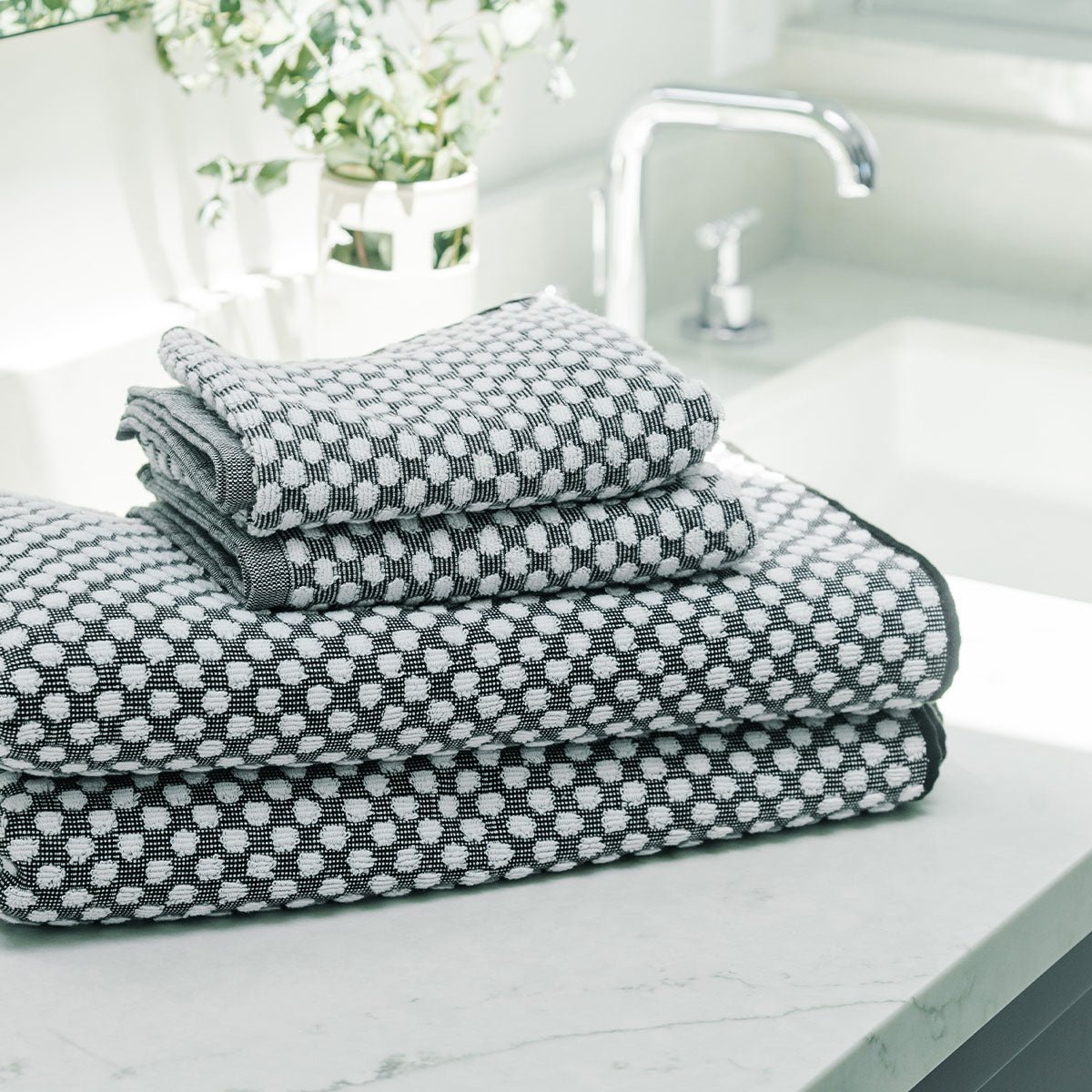 Clive Hand Towel - Stone - Slowtide