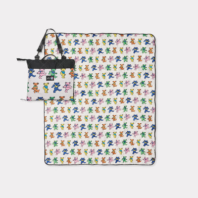 Picnic blanket with Dancing Bears pattern, water-resistant, includes carrying bag.