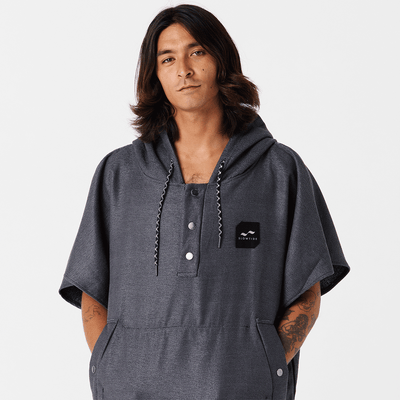 Gray recycled changing poncho, short sleeves, chest logo.