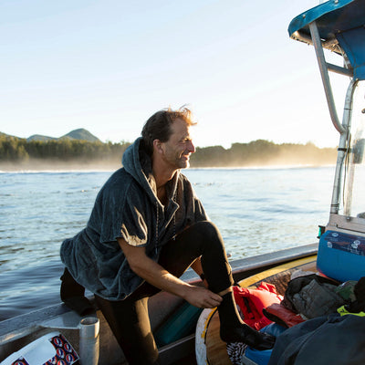 The Digs Changing Poncho in Heather Grey - Slowtide Image 13