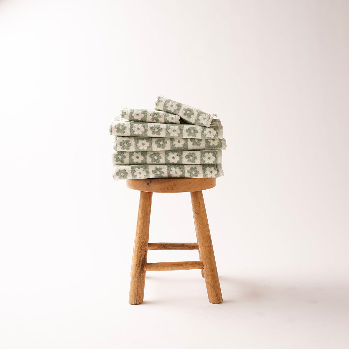 Gigi Bath Towel - Coastal Mist