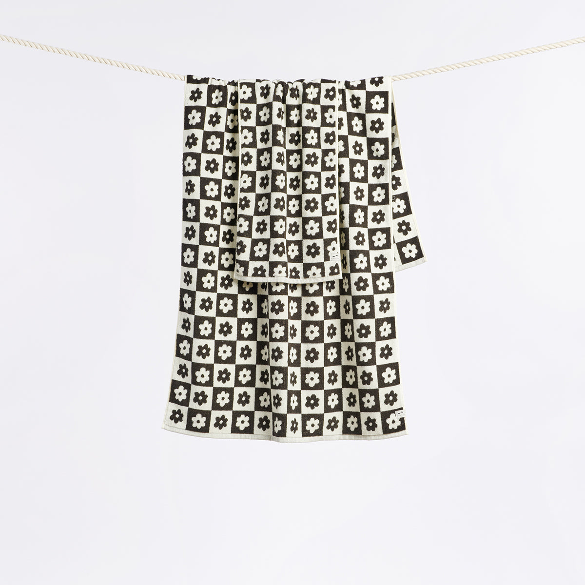 Gigi Hand Towel - Black