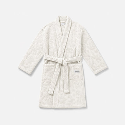 Bathrobe with waist tie and pockets, cozy homewear.