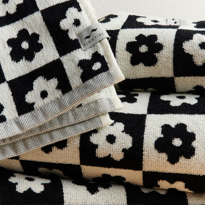 Gigi Hand Towel - Black