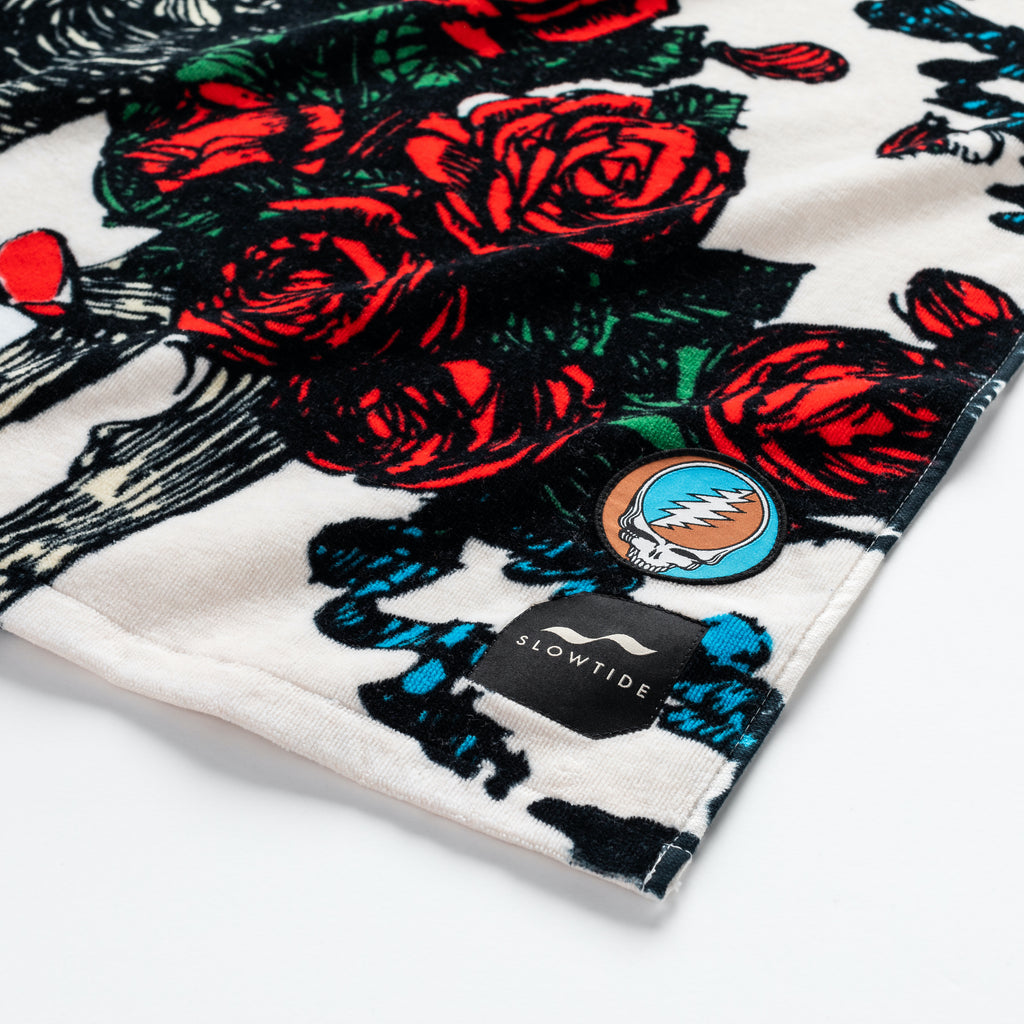 Skull & Roses Bertha Beach Towel - Slowtide