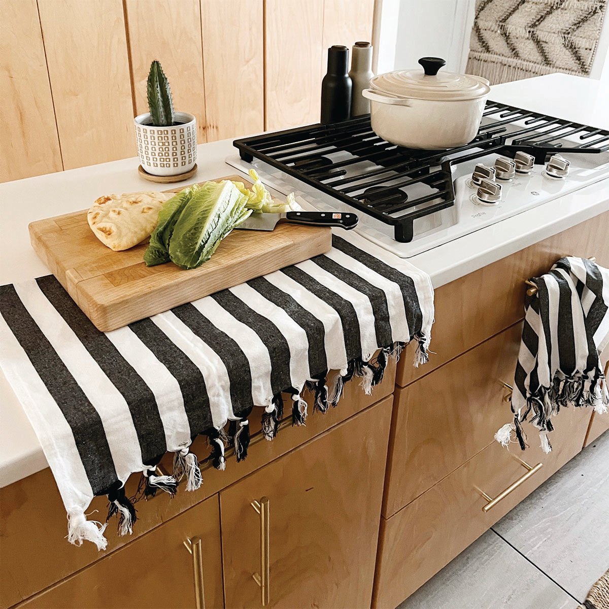 Carrara Cotton Kitchen Towel – Slowtide